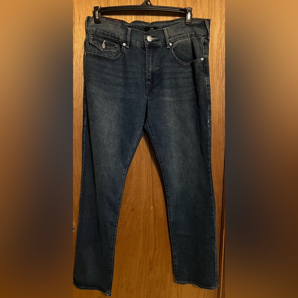 True Religion Ricky Relaxed Straight. Tag 34. Actual measurements 36x34.